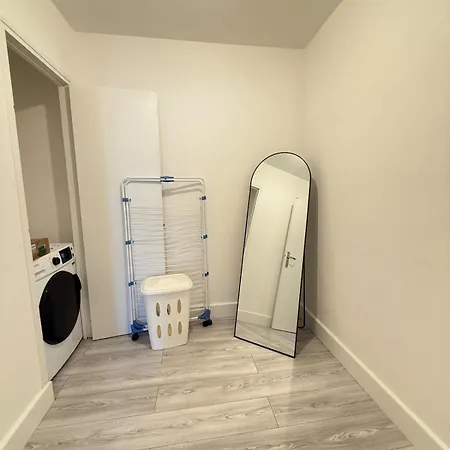 Appartement Grand 2 Lumineux Et Moderne à *