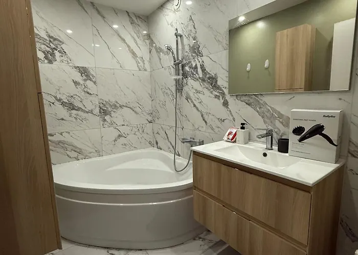 Apartament Grand 2 Lumineux Et Moderne A *